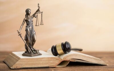 قضية تهز الرأي العام قاضي سابق يقتل طليقته رميا بالرصاص